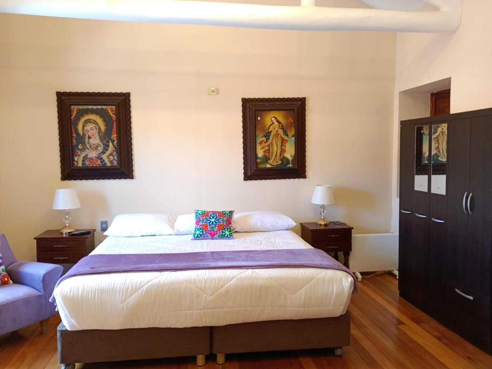 Pensión Casona Tupac *